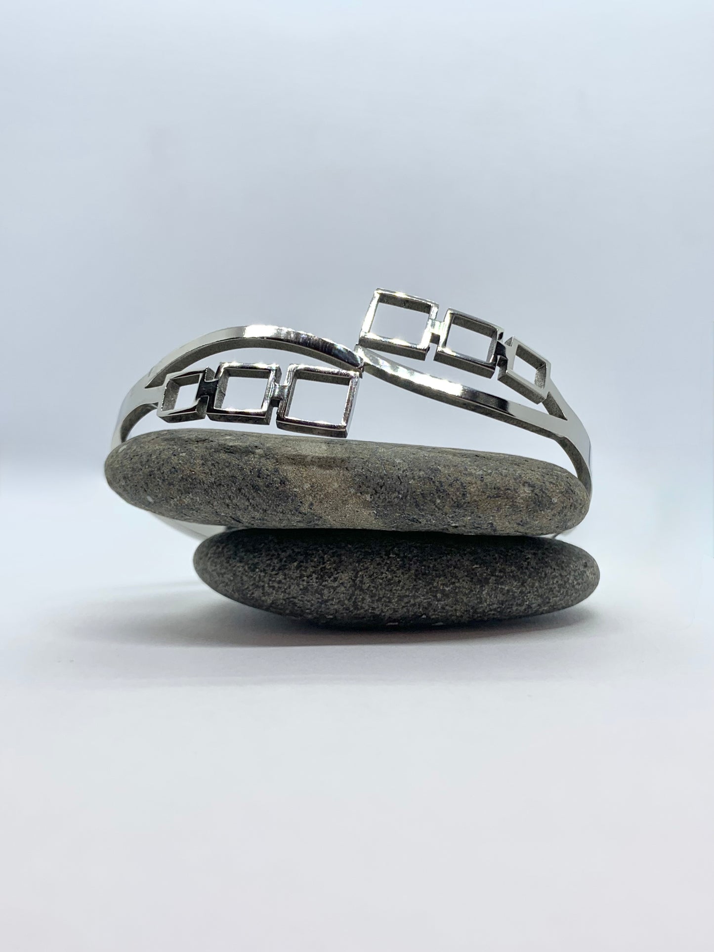 Bracelet jonc "C'est carré"