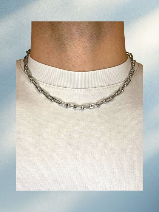 Collier "Résiste"